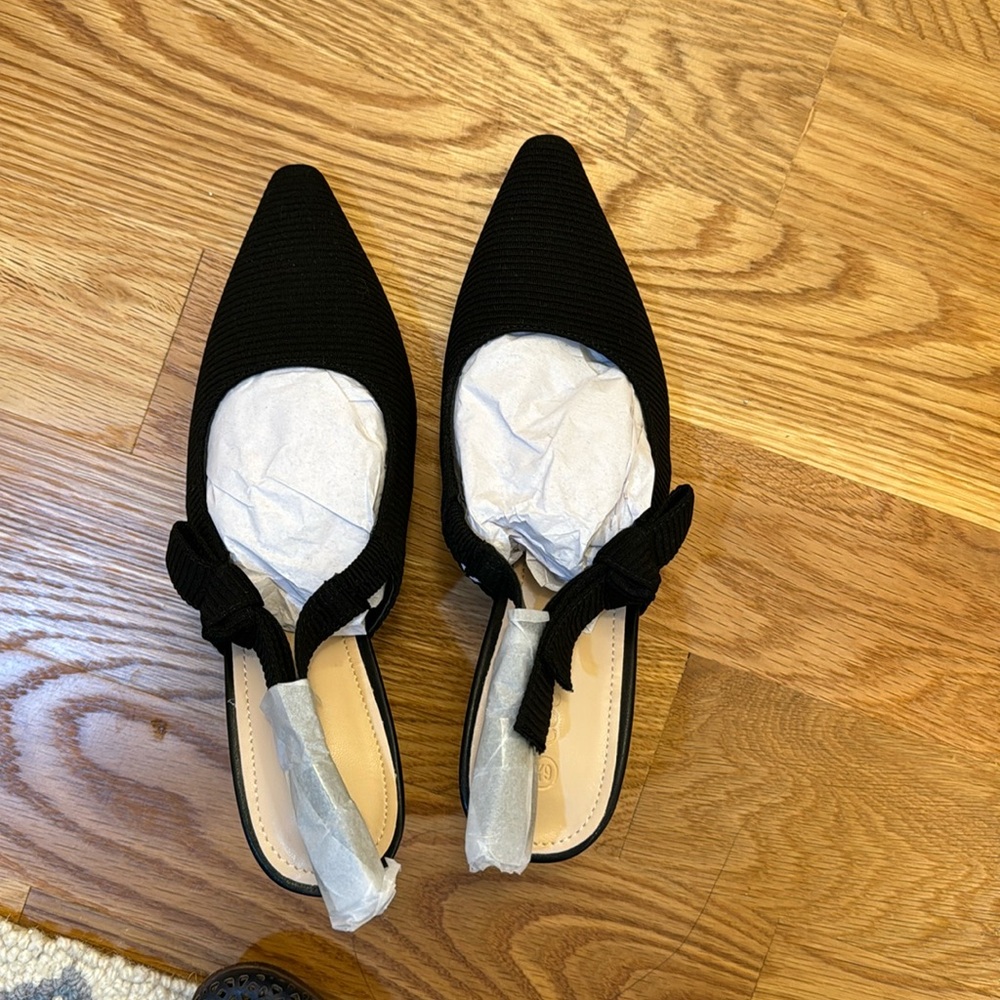 Black cat heel sling backs 6.5
